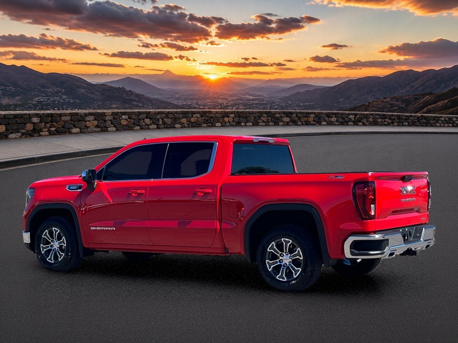 Used 2023 GMC Sierra 1500 SLE w/ X31 Off-Road Package AWD/4WD image 4