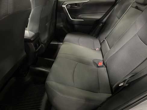 Used 2024 Toyota RAV4 LE image 10