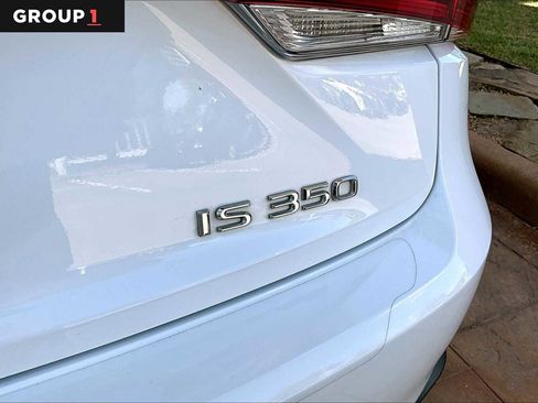 Used 2020 Lexus IS 350 F Sport w/ F Sport Package RWD image 10