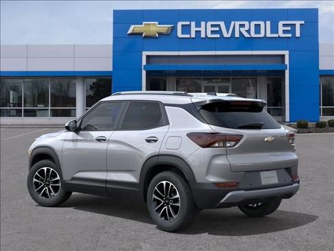 New 2026 Chevrolet TrailBlazer LT FWD image 3