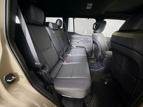 Certified 2026 Lexus GX 550 AWD/4WD image 29