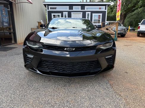 Used 2018 Chevrolet Camaro SS RWD image 2