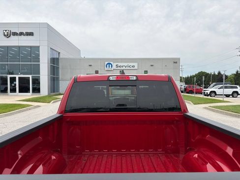 New 2026 RAM 1500 Express AWD/4WD image 11