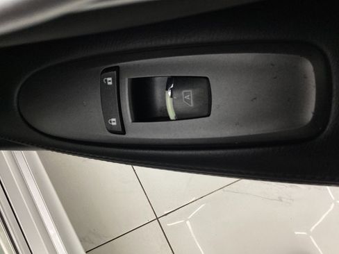 Used 2015 INFINITI Q70 3.7 image 39