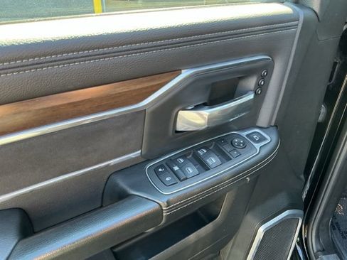 Used 2022 RAM 5500 Laramie AWD/4WD image 9