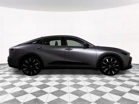 Used 2024 Toyota Crown Platinum image 15