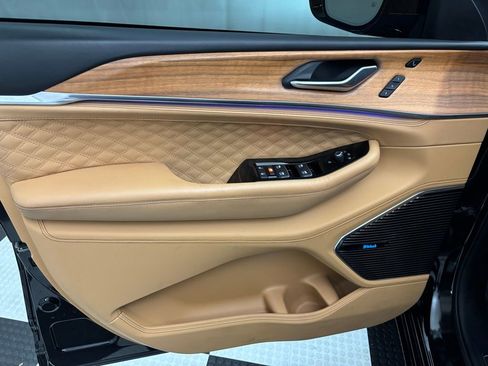 Certified 2023 Jeep Grand Cherokee Summit image 12