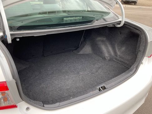 Used 2013 Toyota Corolla LE w/ Premium Pkg image 29