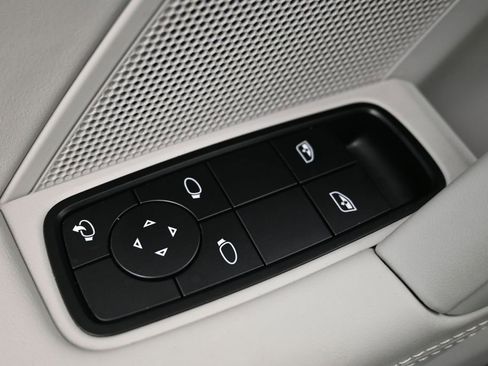 Certified 2024 Porsche 911 Carrera 4S AWD/4WD image 17