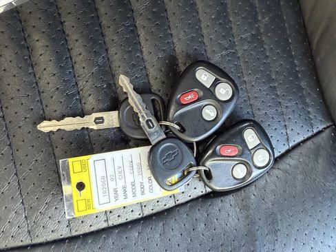 Used 2002 Chevrolet Corvette Convertible w/ Preferred Equipment Group2 image 36