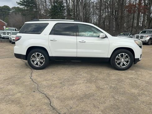 Used 2016 GMC Acadia SLT image 3
