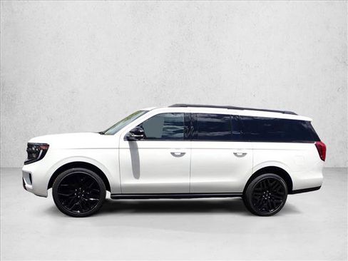 New 2026 Ford Expedition Max Platinum w/ Stealth Performance Package AWD/4WD image 2
