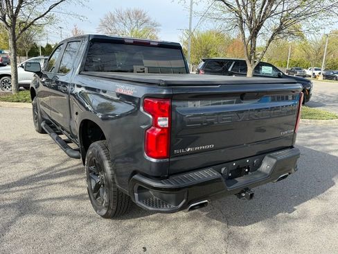 Used 2021 Chevrolet Silverado 1500 Custom Trail Boss w/ Safety Confidence Package AWD/4WD image 3