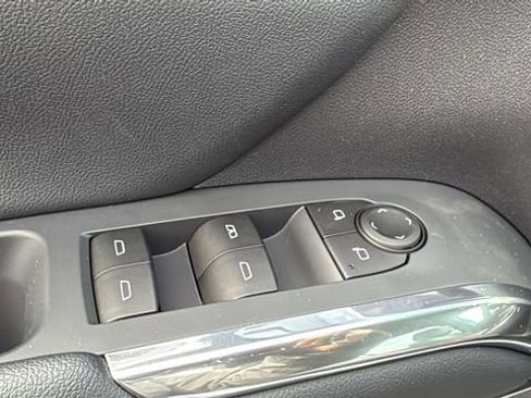 New 2026 Chevrolet Traverse Z71 w/ Driver Confidence Package image 11