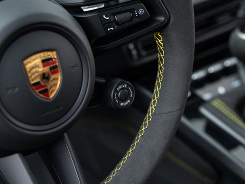 Used 2024 Porsche 911 GT3 RWD image 46