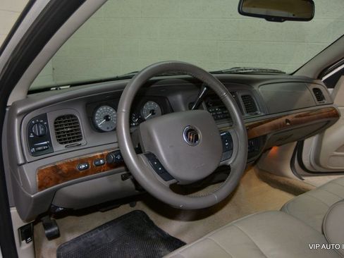 Used 2009 Mercury Grand Marquis LS image 11