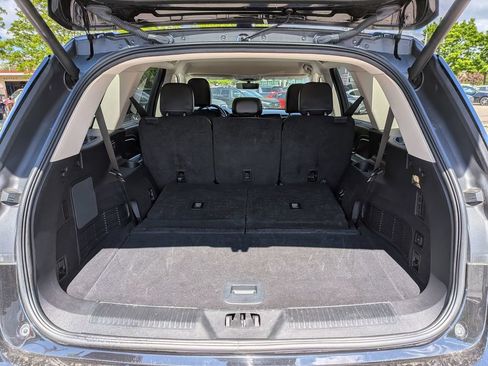Used 2024 Lincoln Aviator AWD image 28