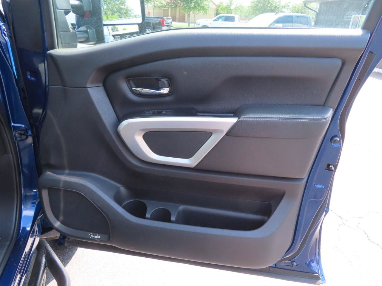 Used 2019 Nissan Titan PRO-4X w/ Pro-4x Convenience Package AWD/4WD image 50