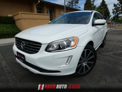 Used 2017 Volvo XC60 T5 Inscription w/ Preferred Option Package FWD image 16