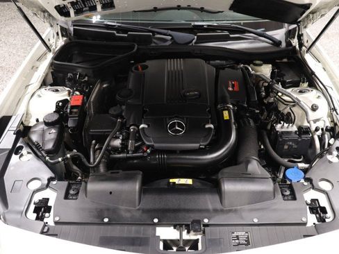 Used 2014 Mercedes-Benz SLK 250 image 20