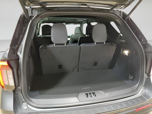 Used 2026 Ford Explorer ST AWD/4WD image 47