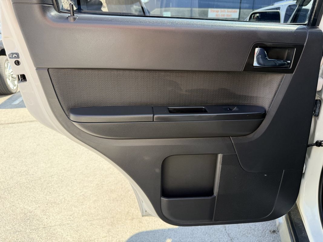 Used 2012 Ford Escape Limited AWD/4WD image 24