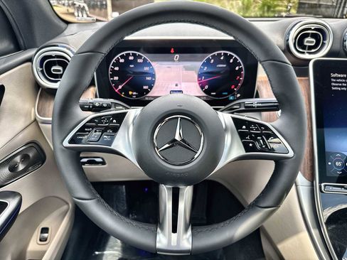 New 2026 Mercedes-Benz GLC 300 image 21