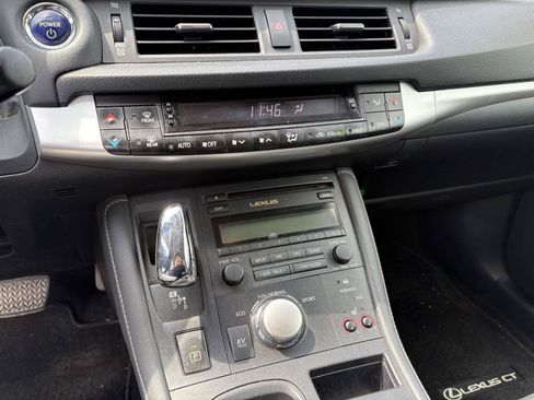 Used 2012 Lexus CT 200h Premium FWD image 12