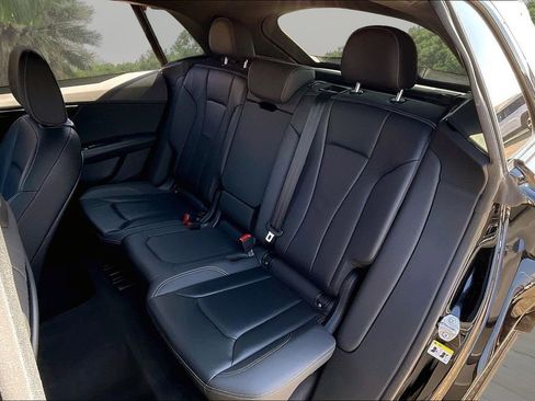 Used 2021 Audi Q8 Premium w/ Black Optic Package image 22