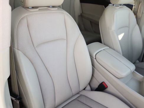 Used 2017 Audi Q7 3.0T Premium Plus w/ Premium Plus Package image 17