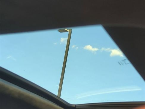 Certified 2024 Dodge Durango R/T image 23