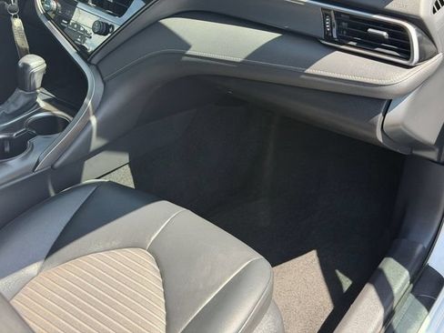 Used 2023 Toyota Camry SE FWD image 20