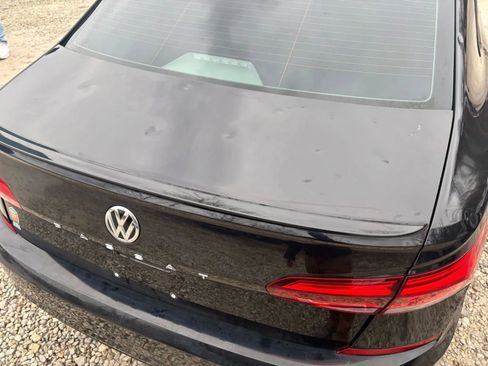 Used 2020 Volkswagen Passat 2.0T R-Line image 24