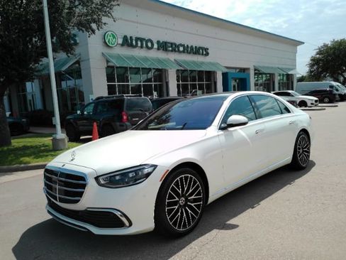 Used 2021 Mercedes-Benz S 580 4MATIC Sedan image 1