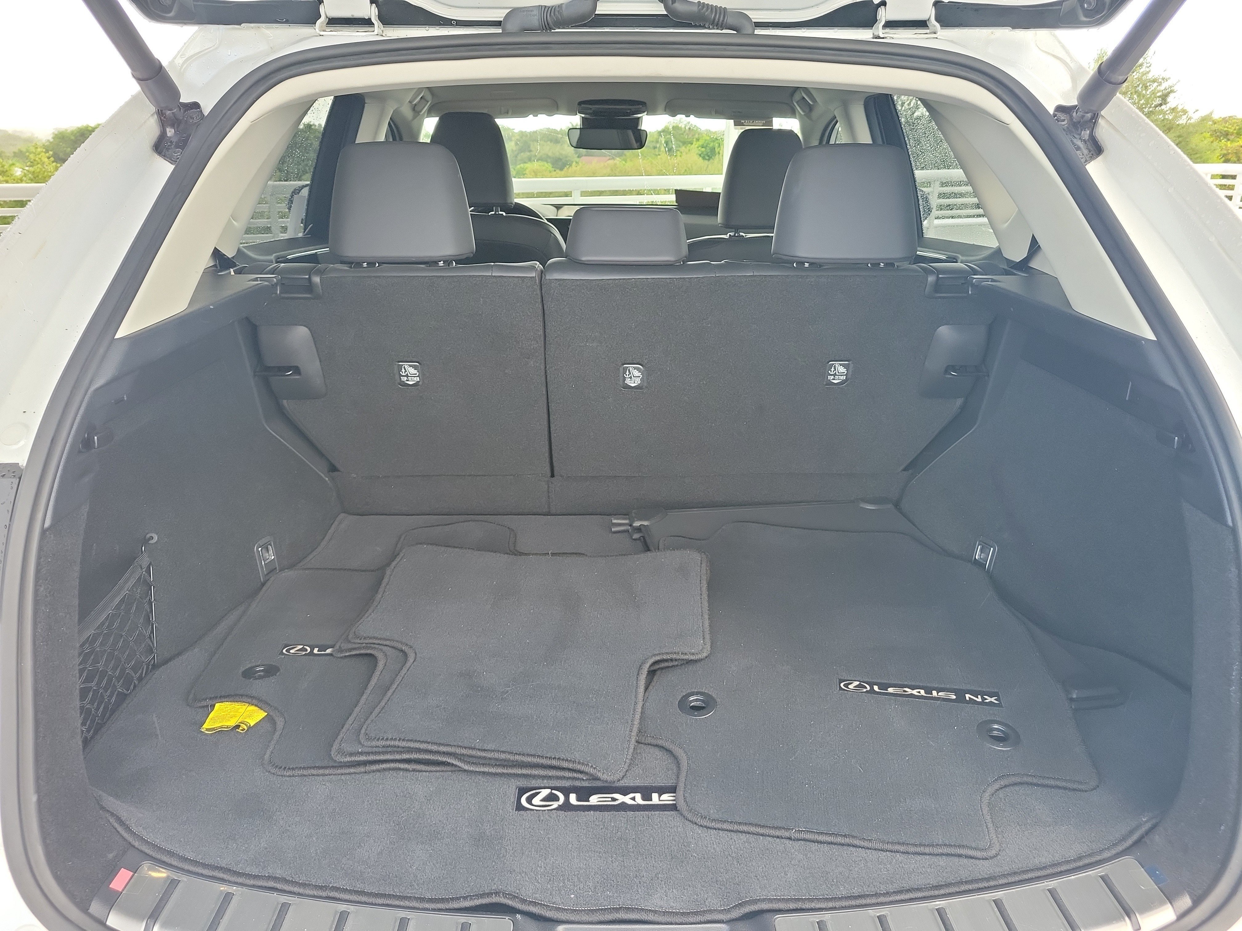 Certified 2024 Lexus NX 250 FWD w/ Towing Package (2000 Lbs) image 9