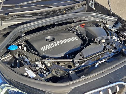 Used 2025 BMW X1 xDrive28i AWD/4WD image 10