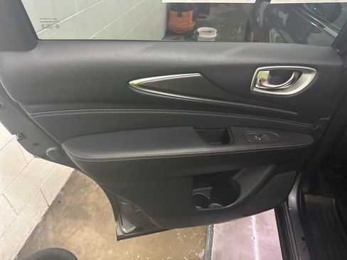 Used 2020 INFINITI QX60 Luxe image 15