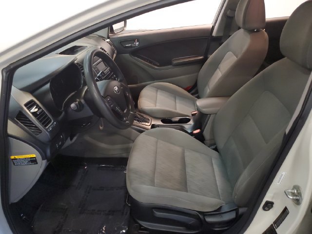 Used 2014 Kia Forte LX FWD image 11