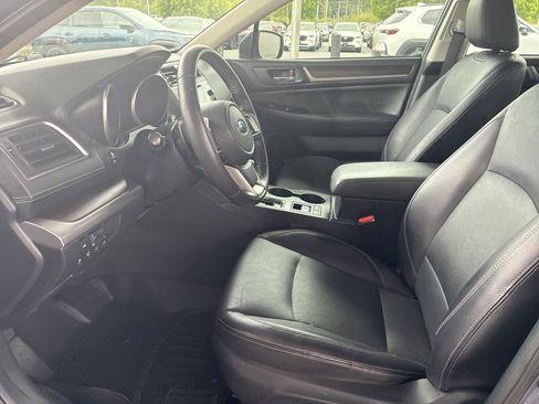 Used 2018 Subaru Legacy 2.5i Limited AWD/4WD image 10