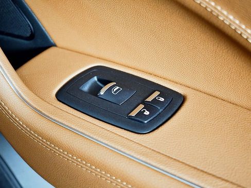 Used 2021 Maserati Levante image 51