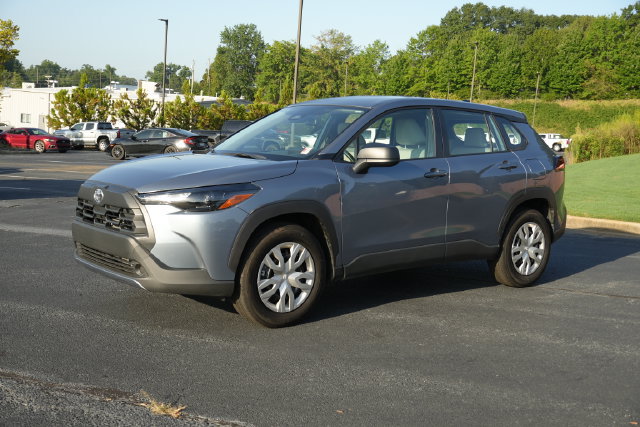 Used 2026 Toyota Corolla Cross L FWD image 3