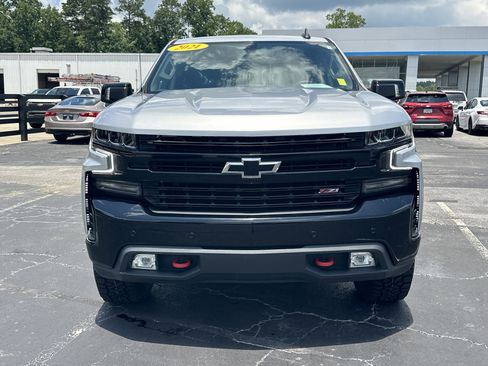 Used 2021 Chevrolet Silverado 1500 LT Trail Boss w/ Convenience Package II AWD/4WD image 3