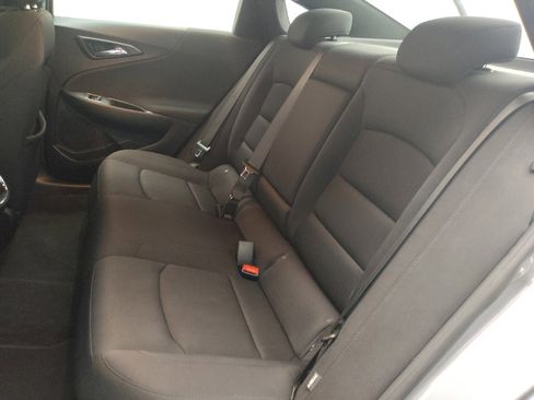 Used 2023 Chevrolet Malibu LT FWD image 18