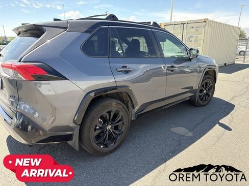 Used 2025 Toyota RAV4 XSE w/ Weather Package AWD/4WD image 19