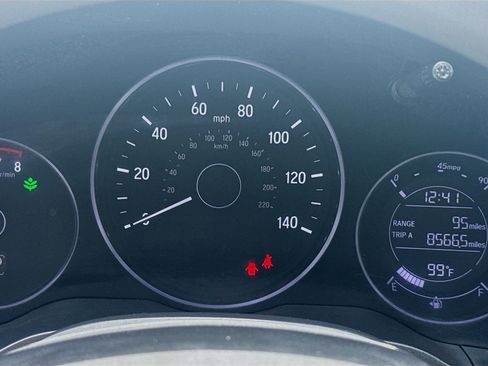 Used 2021 Honda HR-V LX image 11
