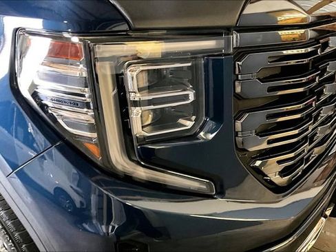 Used 2023 GMC Sierra 1500 Denali Ultimate image 4