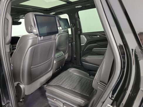 Used 2023 Cadillac Escalade Sport Platinum AWD/4WD image 12