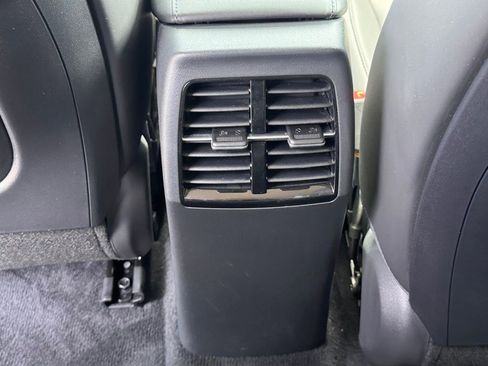Used 2025 Kia Niro Wind FWD image 29