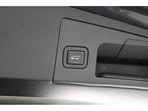 Used 2021 Cadillac XT5 Premium Luxury image 50