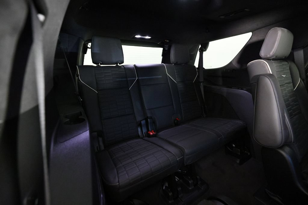 Used 2026 Cadillac Escalade V w/ LPO, ONYX Package AWD/4WD image 12